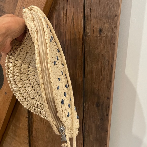 Circular Straw /Raffia Crossbody Bag with Pom Poms and Zipper Enclosure - Picture 5 of 9